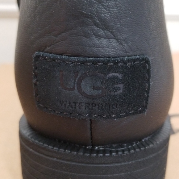UGG wilde leather waterproof boot - Picture 6 of 6
